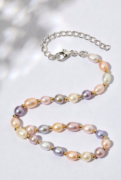 Multi-color freshwater pearl bracelet with gold bead spacers