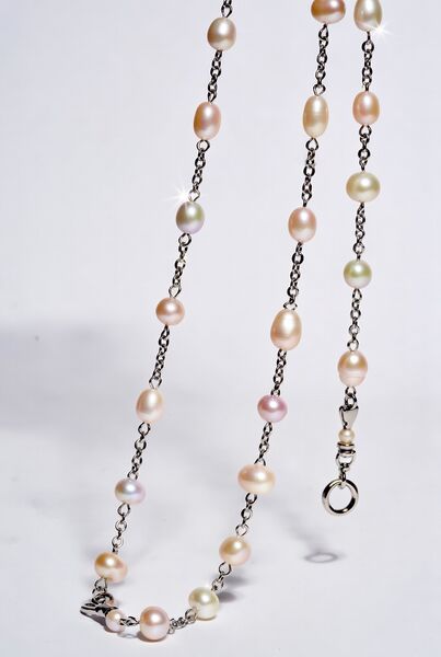 Freshwater pearl eyeglass lanyard on stainless steel chain