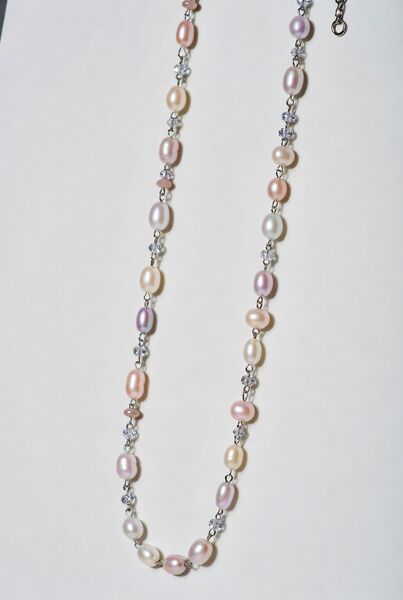 Freshwater pearl and crystal bead eyeglass lanyard on stainless steel chain